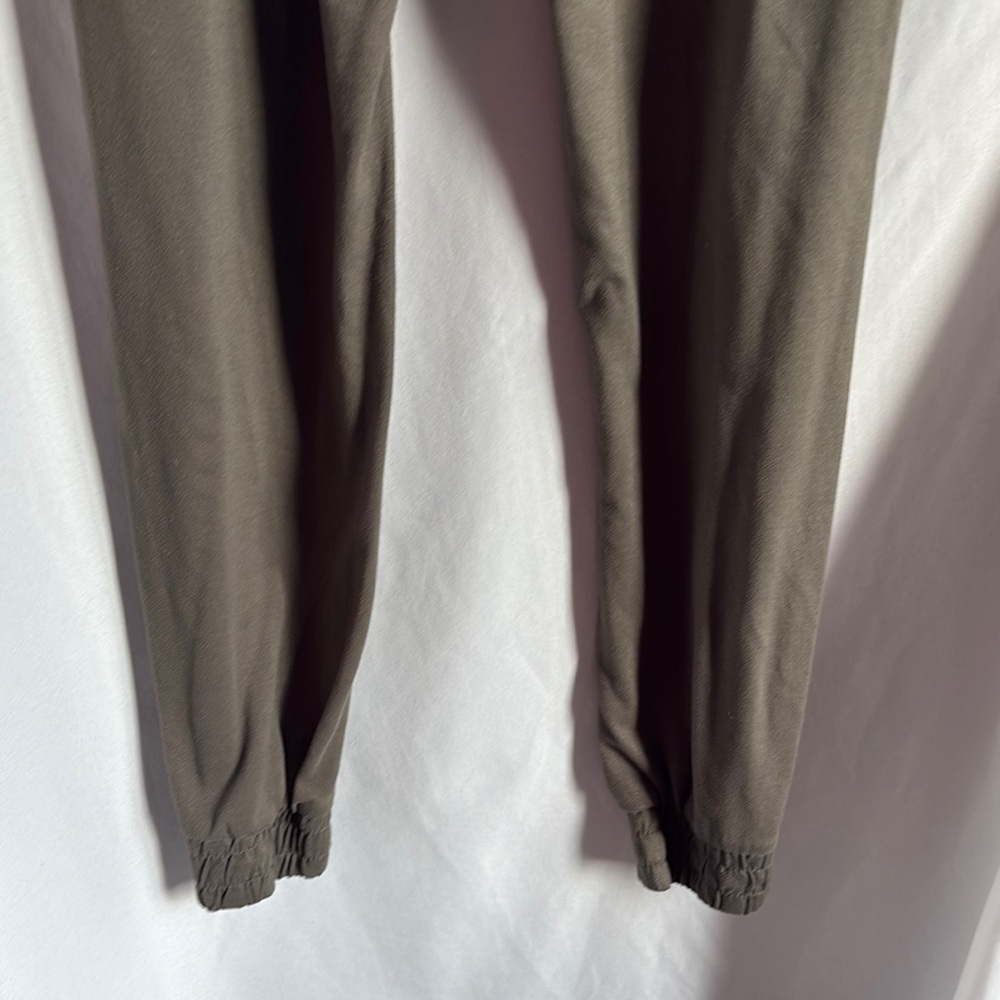 Ardene Olive Green Jogger Pants - Picture 8 of 9